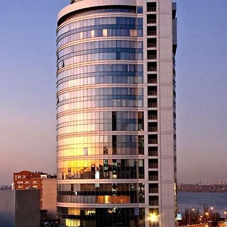 Seven Eleven Apartment Hotel In Most City Днепр Экстерьер фото